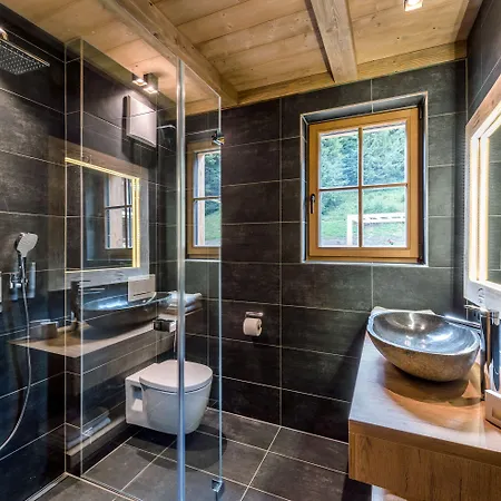 La Soa Chalets&eventlodge * Schattwald