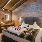 Шале La Soa & Eventlodge *